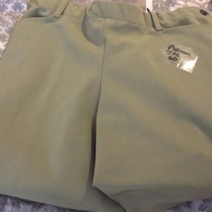 Platinum JCP breeches in Olive sz 30